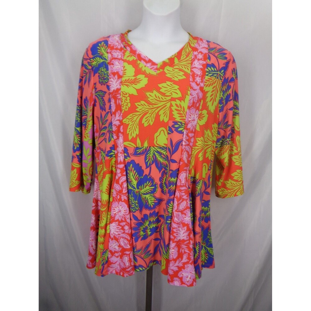 Attitudes by Renee Floral Flare Swing Tunic Top Size Large Liquid Travel Knit